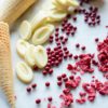 Knusprige Perlen Inspiration Himbeer von Valrhona Ø 7mm 3/7