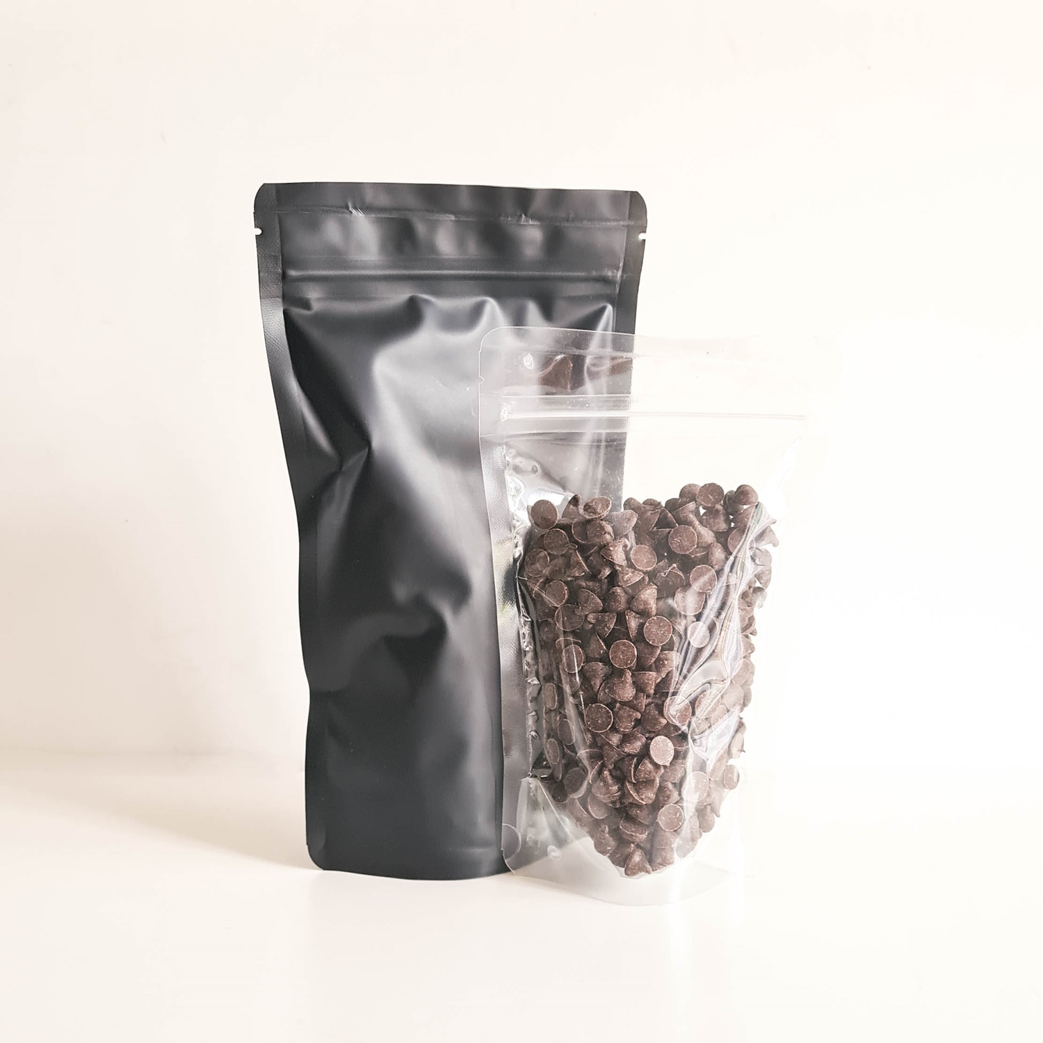 Tropfen aus Zartbitterschokolade 60% (Pépites de chocolat noir) von Valrhona