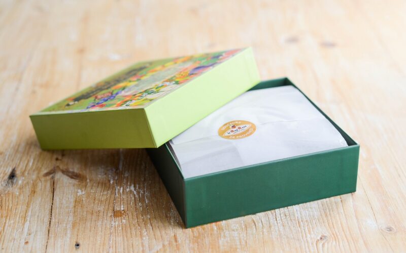 Geschenkbox mit ganzem kandiertem Obst 360g 5/6