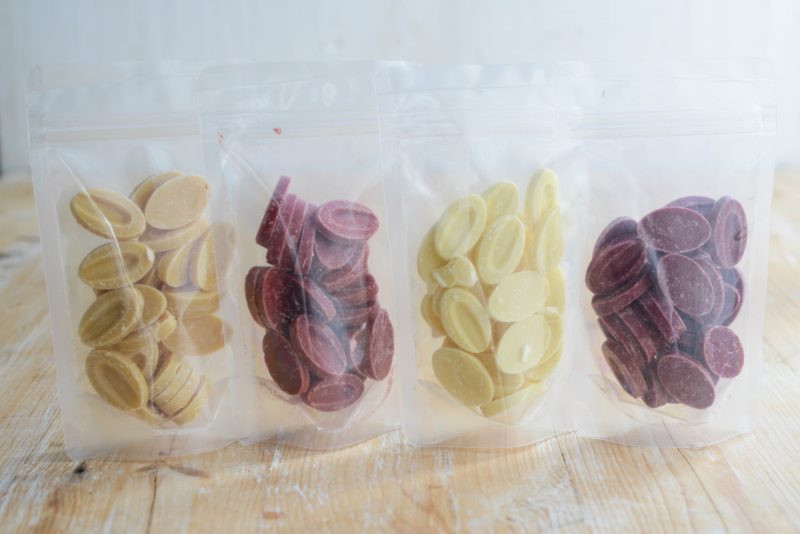 4er Set Inspiration Schokolade von Valrhona (Himbeere-Passionsfrucht-Yuzu-Erdbeere) 4 x 100g