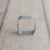 Mini quadratischer Tartelette Ring gelocht aus Edelstahl 3,5 x 2 cm 4/4