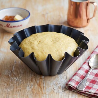 Große Brioche Backform mit Obsidian 20 cm