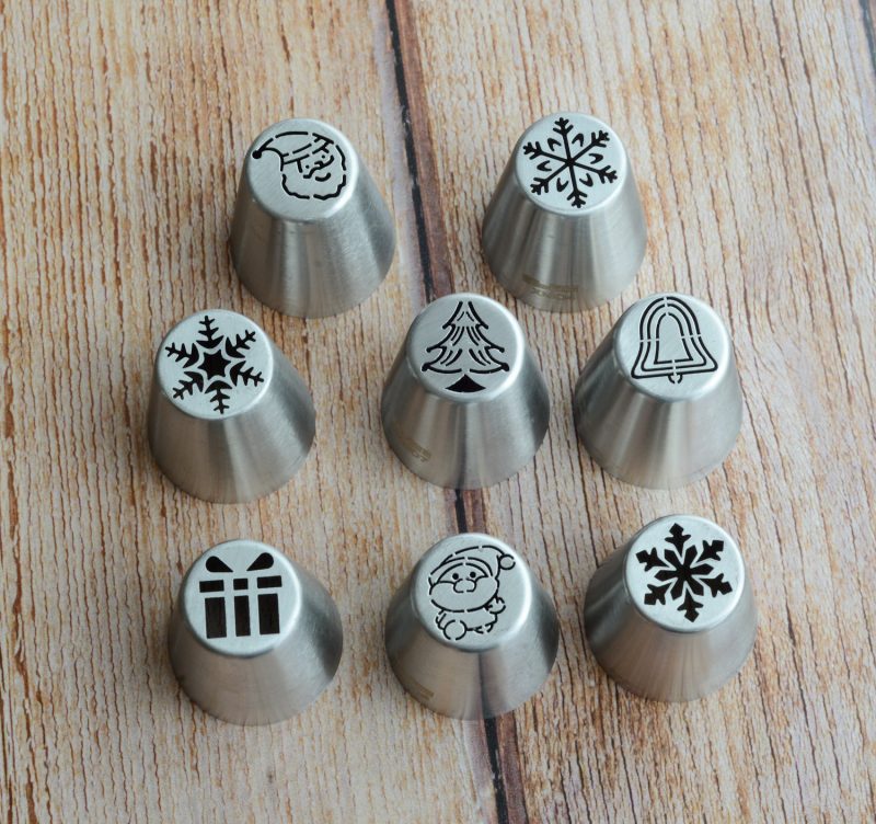 8er Set Weihnachten Spritztüllen aus Edelstahl + 10 Einweg-Spritzbeutel
