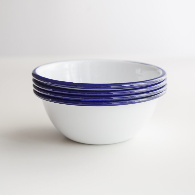 Weiße Schale aus emailliertem Stahl mit blauem Rand 50 cl ø 15,8 cm 3/5