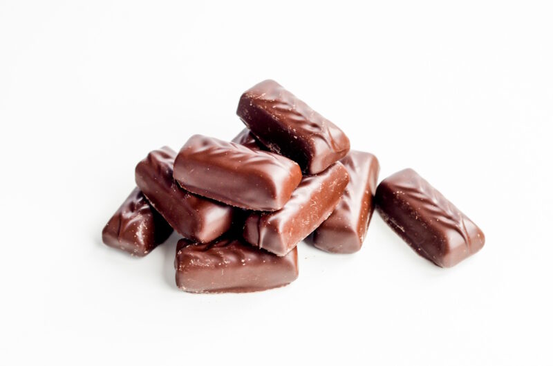 Marzipan Pralinen Mit Zartbitter Schokolade Von Valrhona