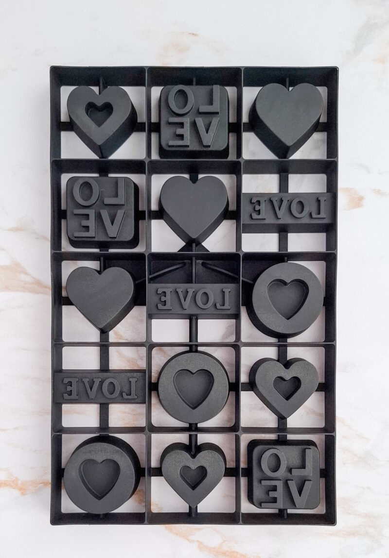 Ausstech- und Backform "Love" von Silikomart 4/12