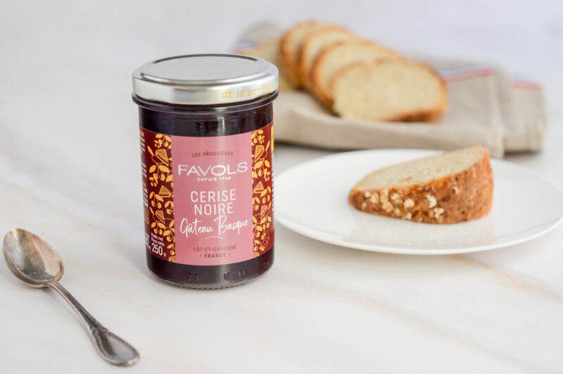 Fruchtaufstrich Schwarzkirsche und Gâteau Basque 260g 4/5