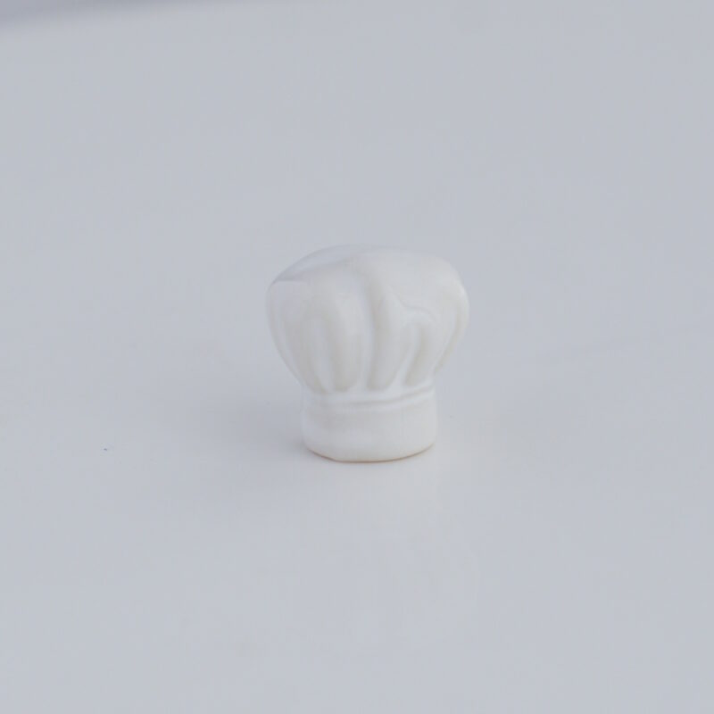 Galette des Rois Zubehör "Parisserie" 1 Porzellanfigur (Fève) + 1 Krone 12/13