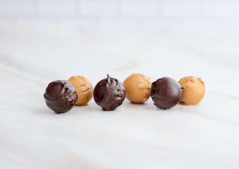 Trüffel mit Guanaja und Dulcey von Valrhona - 6 Stück 2/3