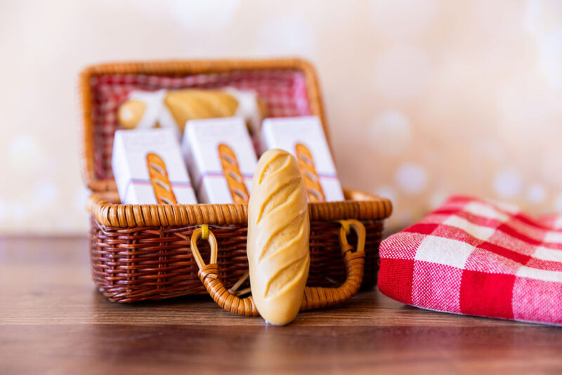 Baguette-Seife – französische Duftseife mit Baguette-Duft (Geschenkidee) 2/8