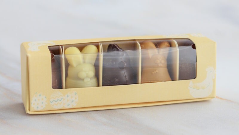 Schachtel mit gemischten Pralinen von Valrhona "Ostertiere" 62,5g 2/8