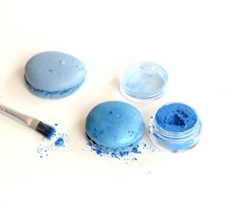 Blau Glaenzend