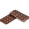Schokoladen- und Pralinenform Macarons von Silikomart 2/2