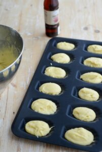 Madeleines Madeleinebackform Gefüllt 201x300