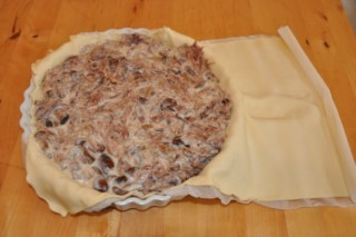 Tourte au confit de canard et girolles ou champignons des bois (Pastete von Entenconfit und Pfifferlinge oder Waldpilze) DSC_4808 320x200