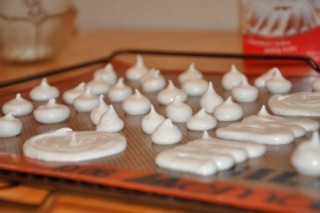 Meringues de Pierre Hermé (Baisers von Pierre Hermé) DSC_5429 320x200