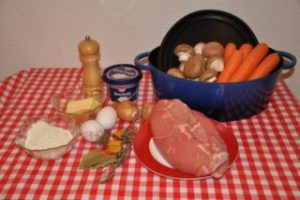 Blanquette de veau (Kalbsfrikassée französischer Art) Blanqütte De Veau Zutaten 300x200