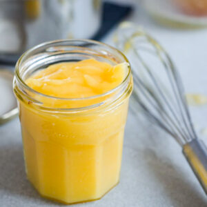 Zitroneneis einfach ohne Eismaschine Lemon Curd 300x300