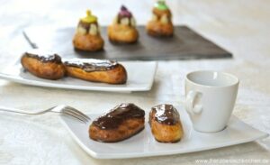 Éclairs au chocolat et religieuses