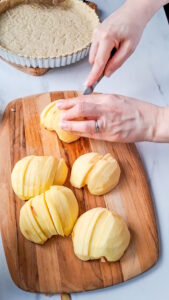 Französische Apfeltarte Französische Apfeltarte Französische Apfeltarte Rezept Backen 7 169x300