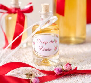 Rosensirup selber machen: einfaches Grundrezept (Sirop de roses)