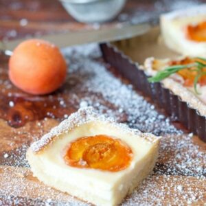 Aprikosen-Rosmarin Tarte