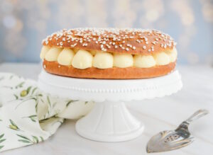 Tarte Tropézienne: französischer Brioche-Kuchen