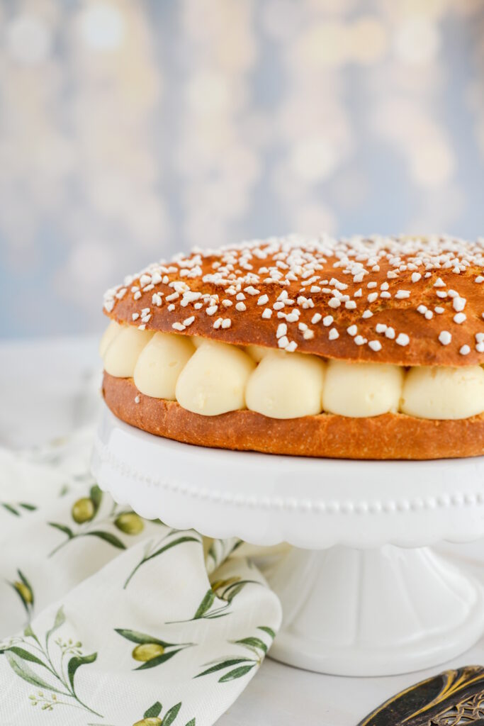 Tarte Tropézienne: französischer Brioche-Kuchen Tarte Tropézienne: französischer Brioche-Kuchen Tarte Tropezienne Rezept