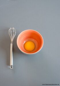 Rouille Rouille Sauce Schritt 25 Ei In Schüssel Mit Schneebesen