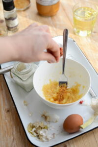 Rouille Rouille Sauce Schritt 10 Eigelb Mit Gabel Verrühren
