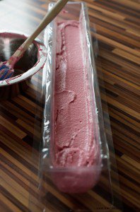 Geeiste Rote-Beeren-Bûche DSC_2331 1 Copier 198x300