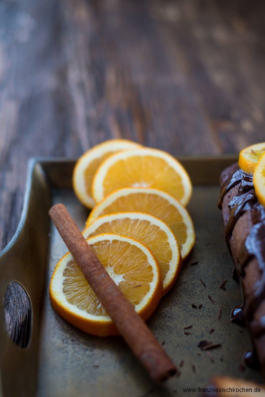 Gâteau orange cannelle et chocolat ( Orangen-Zimt-Schokoladen-Kuchen) Weihnachtskuchen Rezept Schritt 1 Orangen Zimt Schokolade Zutaten