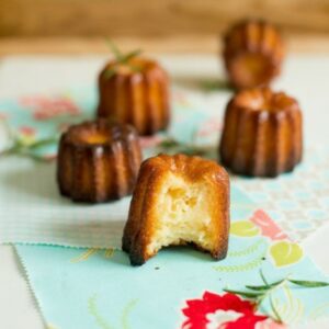 Rezept und Tipps zu perfekten Cannelés (mit Silikon- und Metallbackformen)