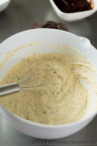 Glutenfreier Schokoladen- und Haselnusskuchen DSC_8172 1 Copier
