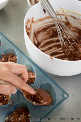 Glutenfreier Schokoladen- und Haselnusskuchen DSC_8186 1 Copier