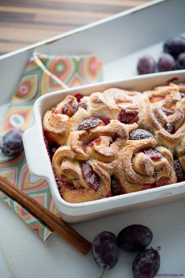  Brioche Röllchen Pflaumen 4