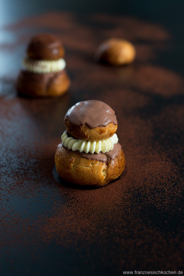 Religieuse au chocolat (Schokoladen-Windbeutel) Religieuse Au Chocolat 2