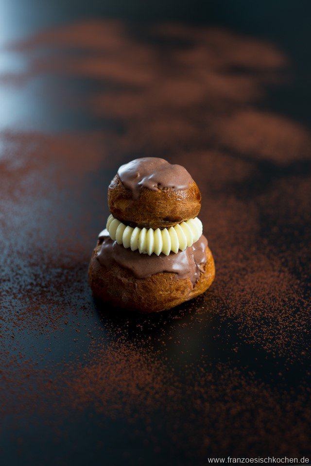 Religieuse au chocolat (Schokoladen-Windbeutel) Religieuse Au Chocolat 7