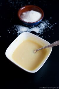 Trüffel mit weisser Schokolade und Kokosnuss Trüffel Mit Weisser Schokolade Und Kokosnuss 2 200x300