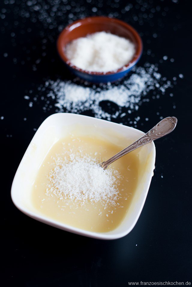 Trüffel mit weisser Schokolade und Kokosnuss Rezept