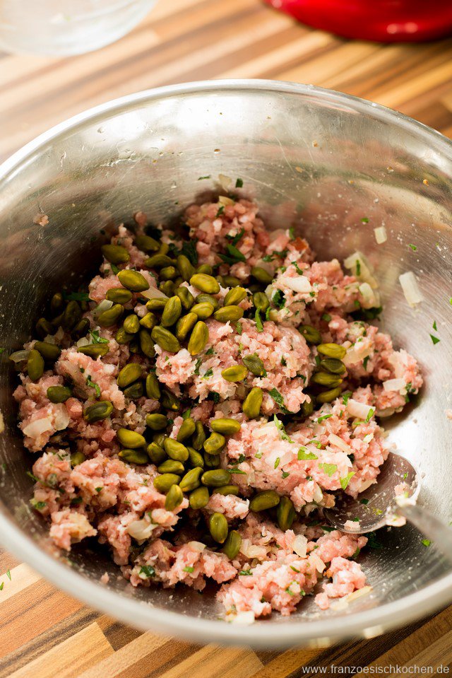 Pâté en croûte au porc, pistaches et Calvados (Pasteten im Teigmantel mit Schwein, Pistazien und Calvados) DSC_6430 1 Kopie