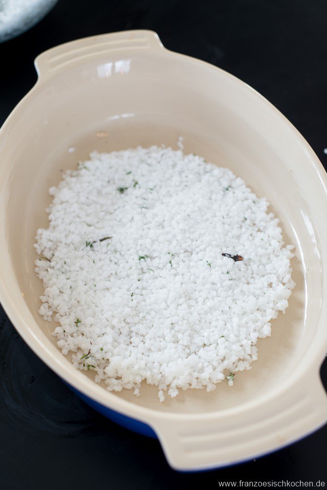 Poularde en croûte de sel (Poularde im Salzmantel) Rezept