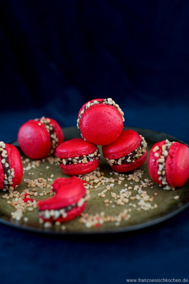 Macarons croquants ! (knusprige Macarons mit Krokant !) - und (noch) ein Macarons FAQ Macarons croquants ! (knusprige Macarons mit Krokant !) - und (noch) ein Macarons FAQ DSC_7164 1 1 Kopie