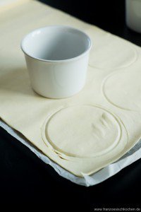 Feuilleté aux Saint-Jacques et fondue de poireaux (Jakobsmuscheln und Porree im Blätterteig ) DSC_8280-1-Kopie-200x300