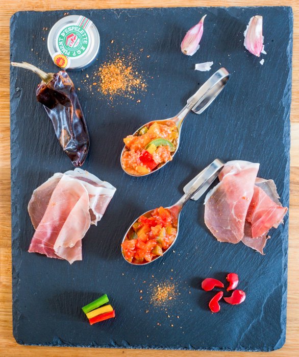  Baskisches Gemüse Schritt 7 Zutaten Piperade Auf Schieferplatte