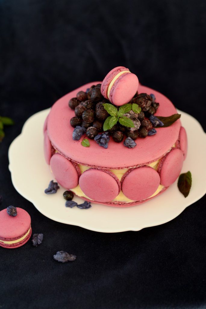Macarons "tant pour tant", à l'italienne! (Macarons aus italienischer Meringue) Macaron Torte 684x1024