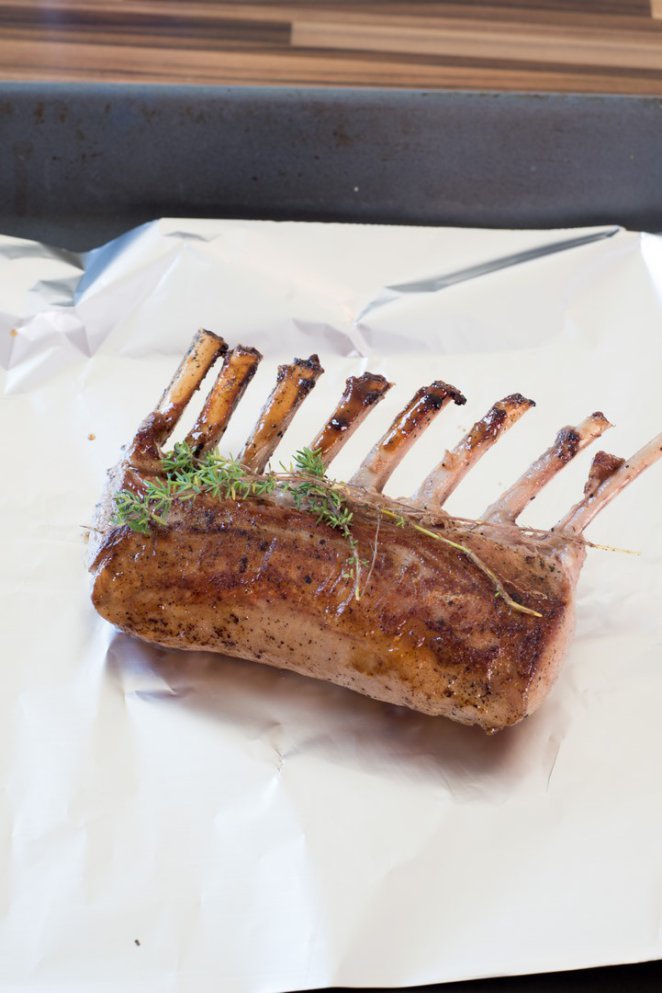 Carré d'agneau à la bière et au pain d'épices (Lammkarree mit Bier und Lebkuchen) DSC_9053 1 Kopie