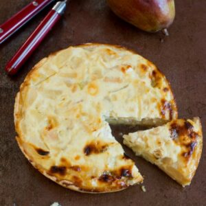 Quiche mit Birnen und Blauschimmelkäse