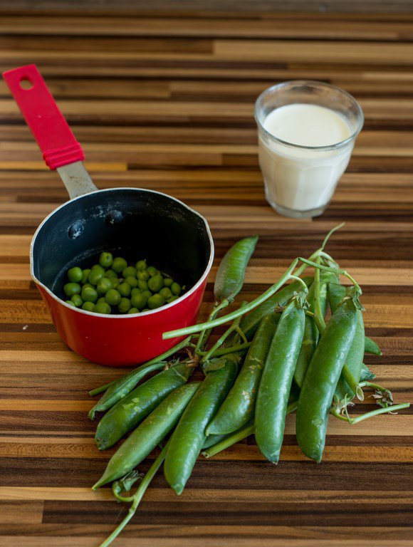 Soupe crémeuse petits pois-menthe (cremige Erbsen-Minz-Süppchen) DSC_3965-1-Kopie