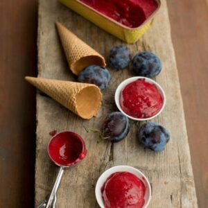 Pflaumen Sorbet mit Zimt – einfache Eisrezept